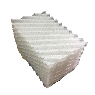 PPの冷却塔のプラスチック盛り土は1220mm/1830mm/2440mmポリ塩化ビニールの注入口を波形を付けた